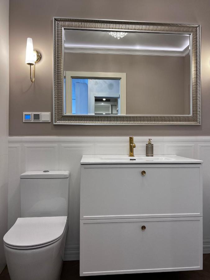Nr 12 Europa22 Exclusive Z Garazem Podziemnym Appartement Tomaszów Mazowiecki Buitenkant foto